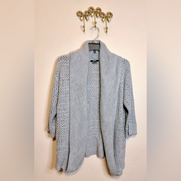 XOXO Light Gray Open-Front Cardigan. Short sleeve. Size M - Picture 1 of 5